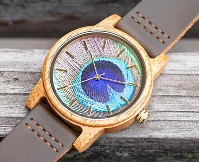UD Handmade Unisex Peacock Feather Pattern Casual Leather Wooden Watch