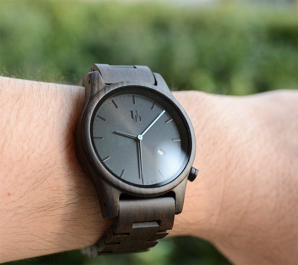 UXD Engraved Dark Mens Wooden Watch With Date Display