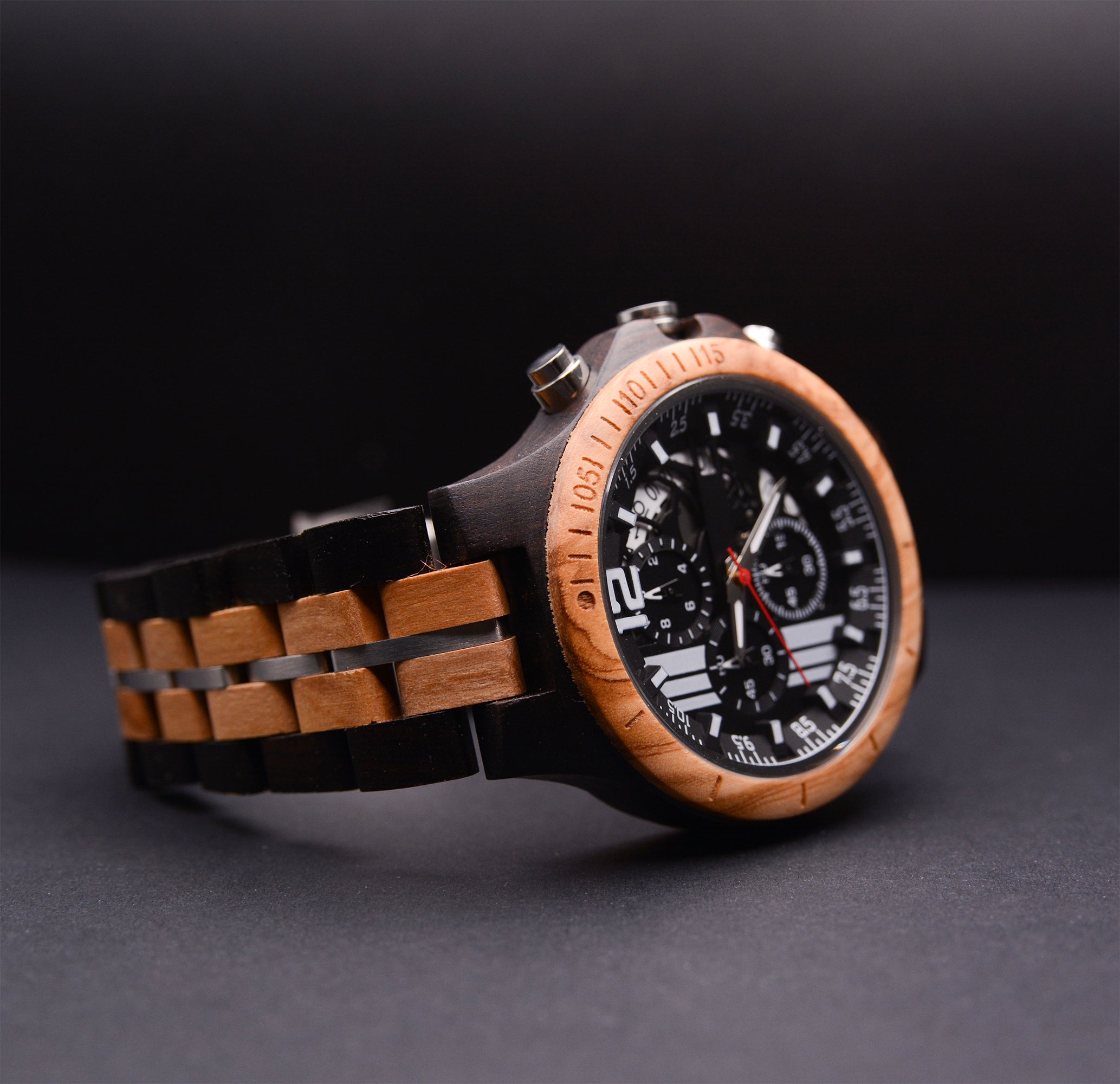 Men's Engraved Chronograph Wooden Watch